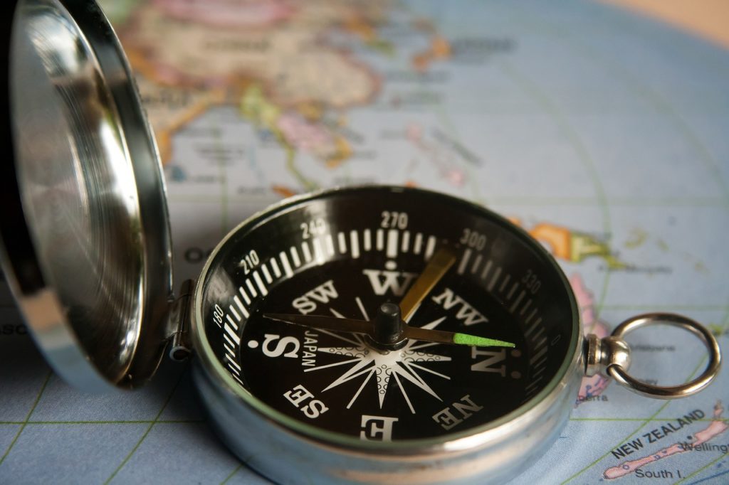 magnetic compass, navigation, direction-390912.jpg